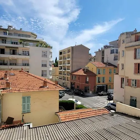 3 Pieces Par La Avec Climatisation Nizza