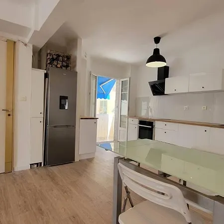 3 Pieces Par La Avec Climatisation *